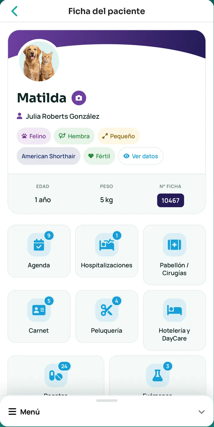 Ficha clínica de una mascota en la app WireVet Tutores con sus módulos: agenda, hospitalizaciones, cirugías, carnet, peluquería, hotelería, recetas y exámenes