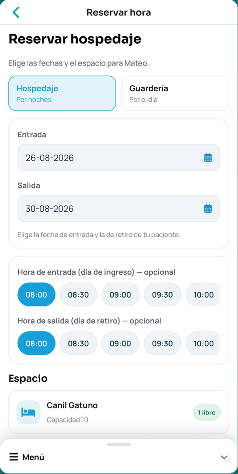Reserva de hospedaje en la app WireVet Tutores: fechas de entrada y salida, hospedaje por noches o guardería por el día, y los espacios con su cupo disponible