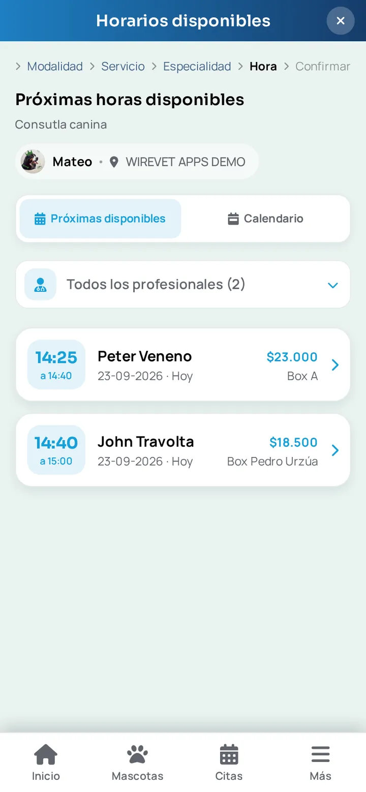 Quinto paso de la reserva en la app WireVet Tutores: las próximas horas disponibles, con el profesional, la hora de inicio y término, el box y el precio de cada una
