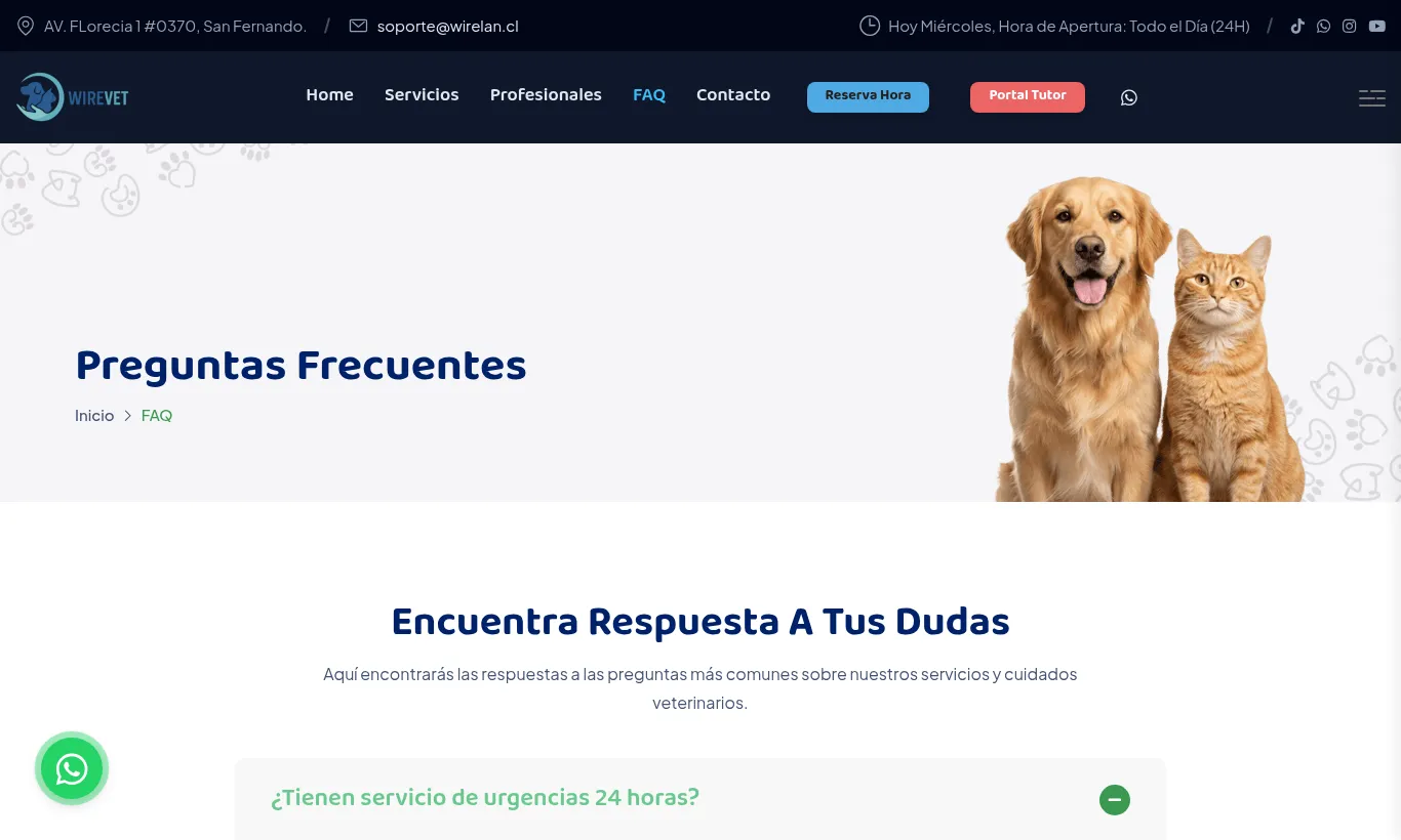 Página de Preguntas frecuentes de una clínica veterinaria con encabezado y respuestas en acordeón